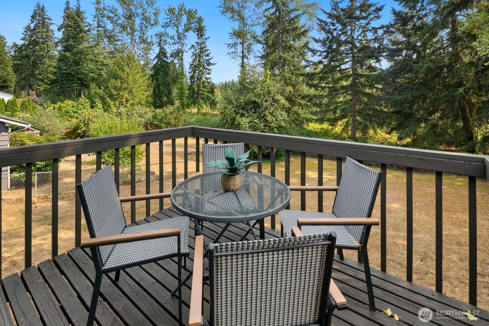 Ne 112th St, Kirkland, WA 98033