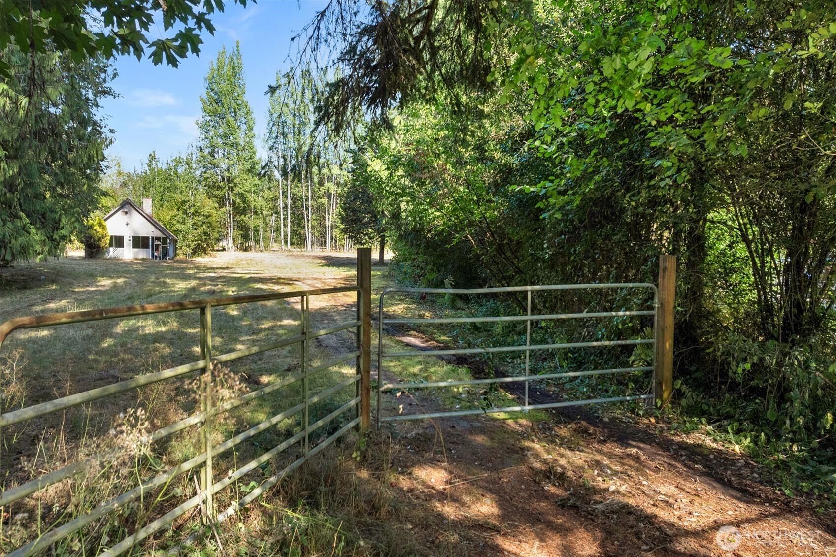 Robe Menzel Rd, Granite Falls, WA 98252