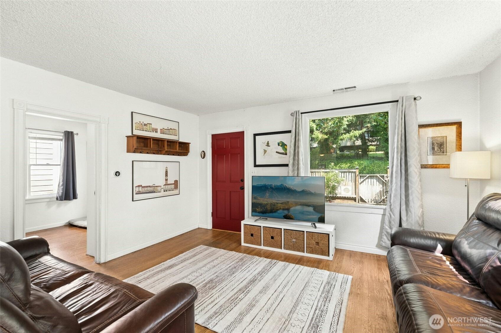 83rd Ave Ne, Kenmore, WA 98028