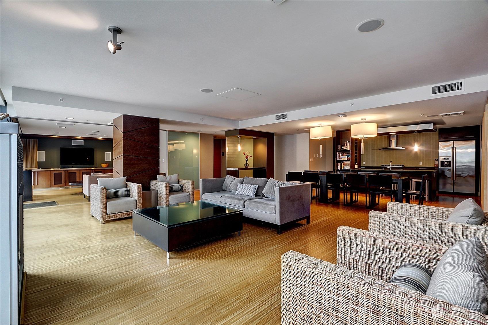 Blanchard St, Seattle, WA 98121