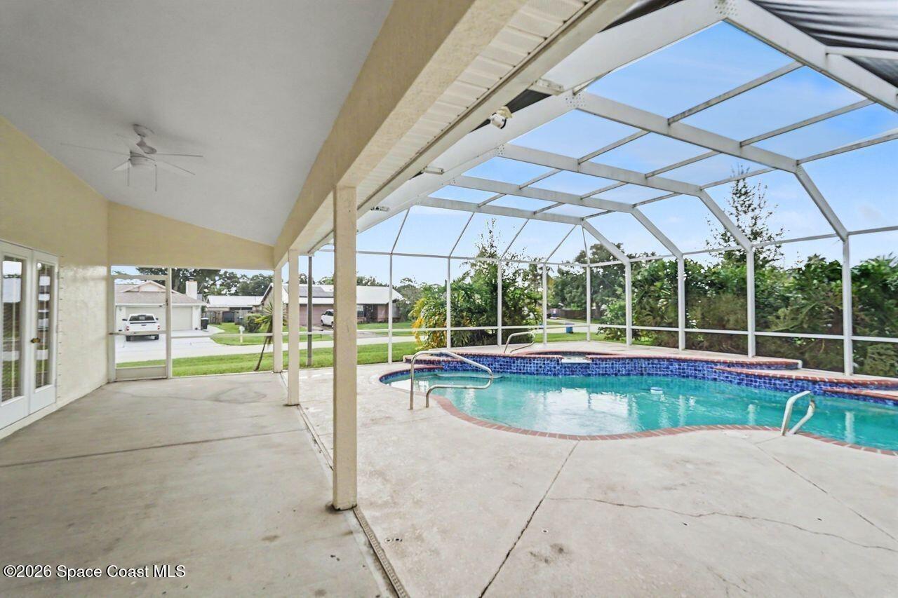 Erfurt St Nw, Palm Bay, FL 32907