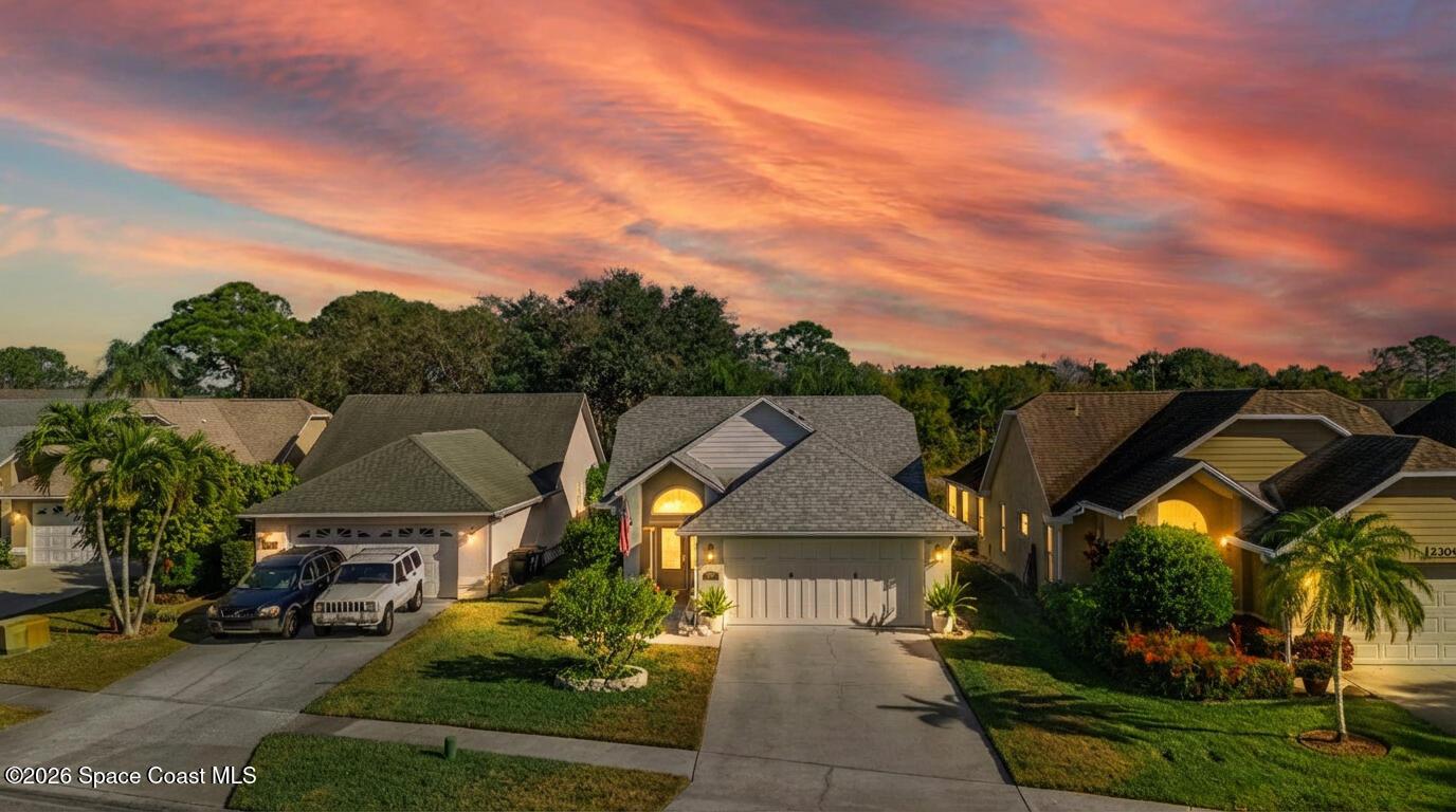 Early Dawn Cir, Melbourne, FL 32935