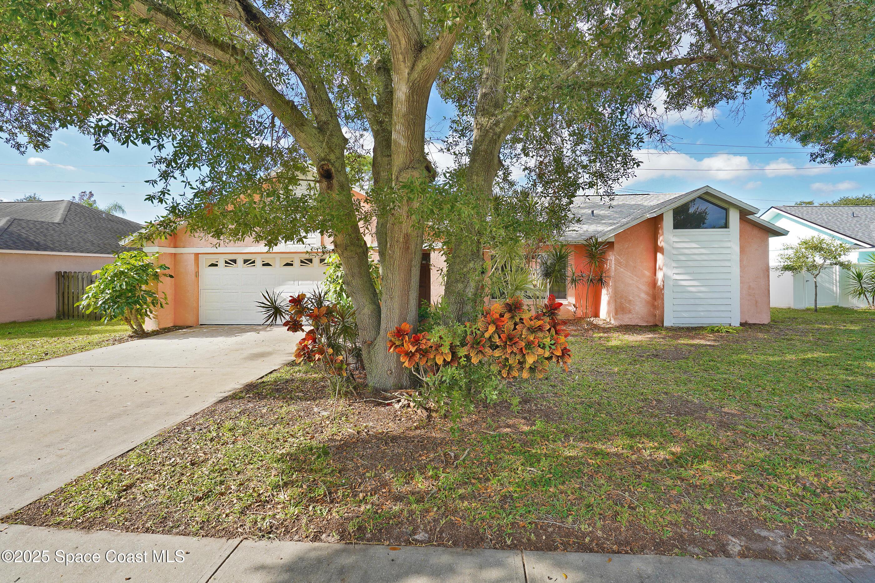 Island Oaks Pl, Merritt Island, FL 32953