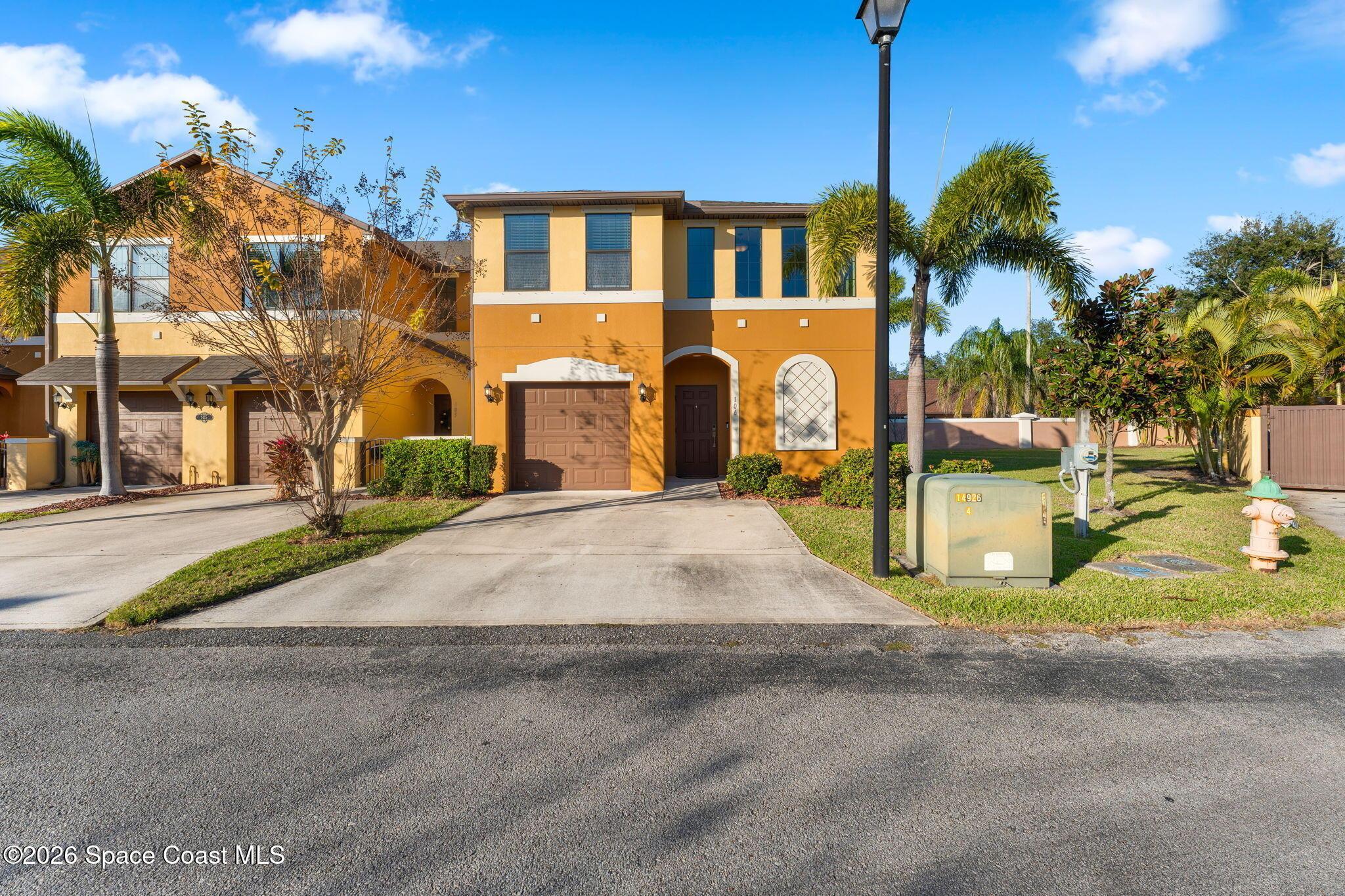 Lara Cir, Rockledge, FL 32955