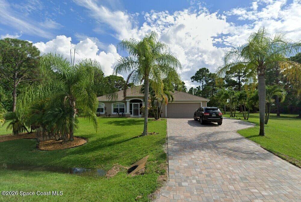 Hacienda Dr, Grant, FL 32949