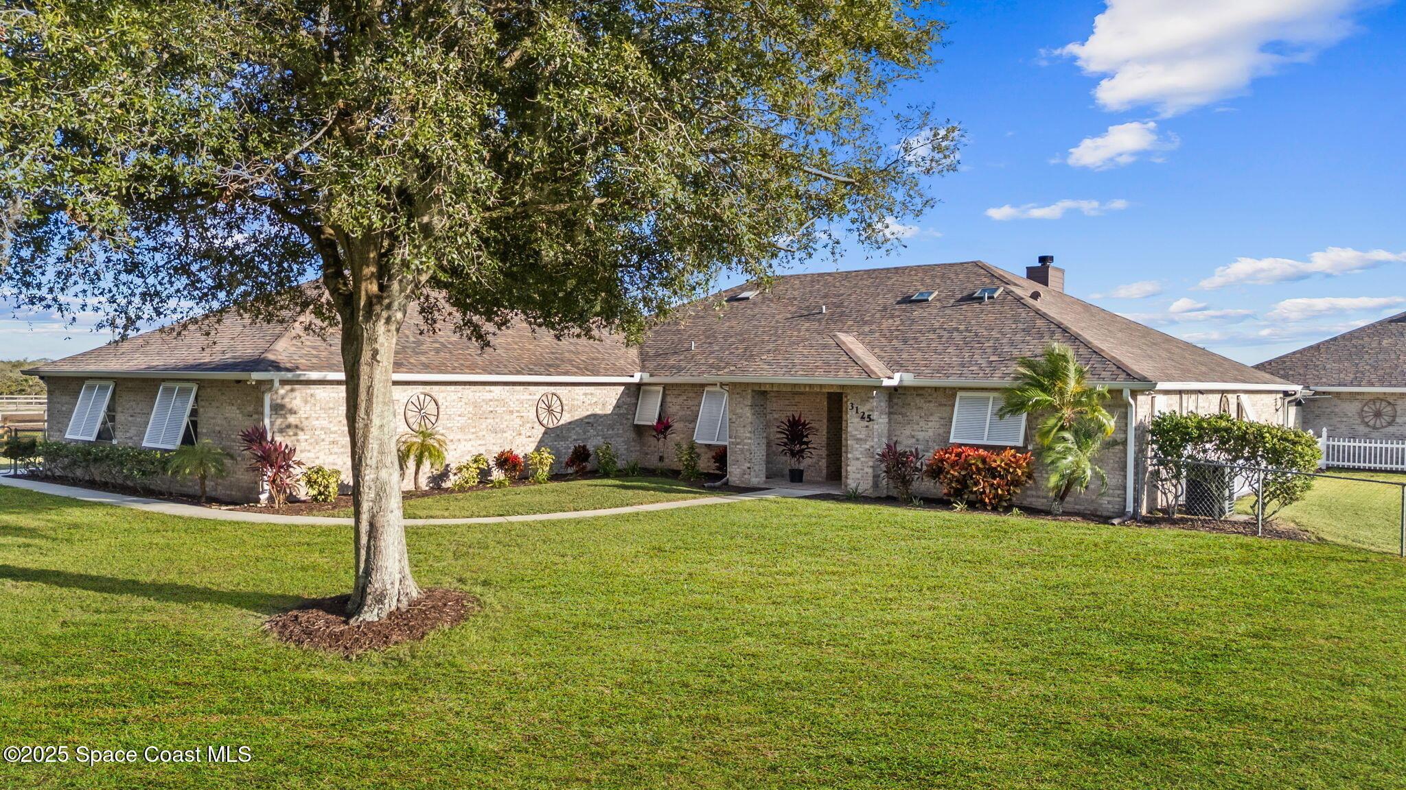Davis Rd, Mims, FL 32754