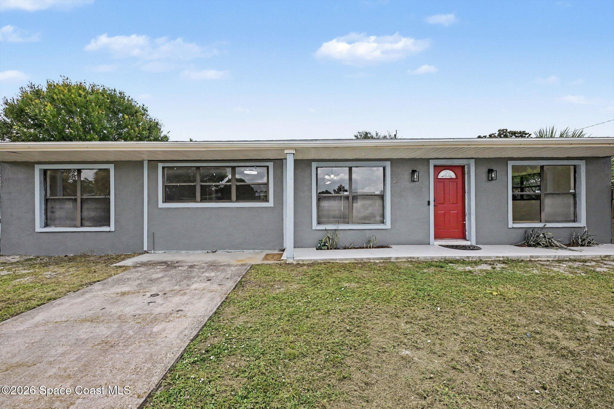 Lakeview Dr, Melbourne, FL 32935