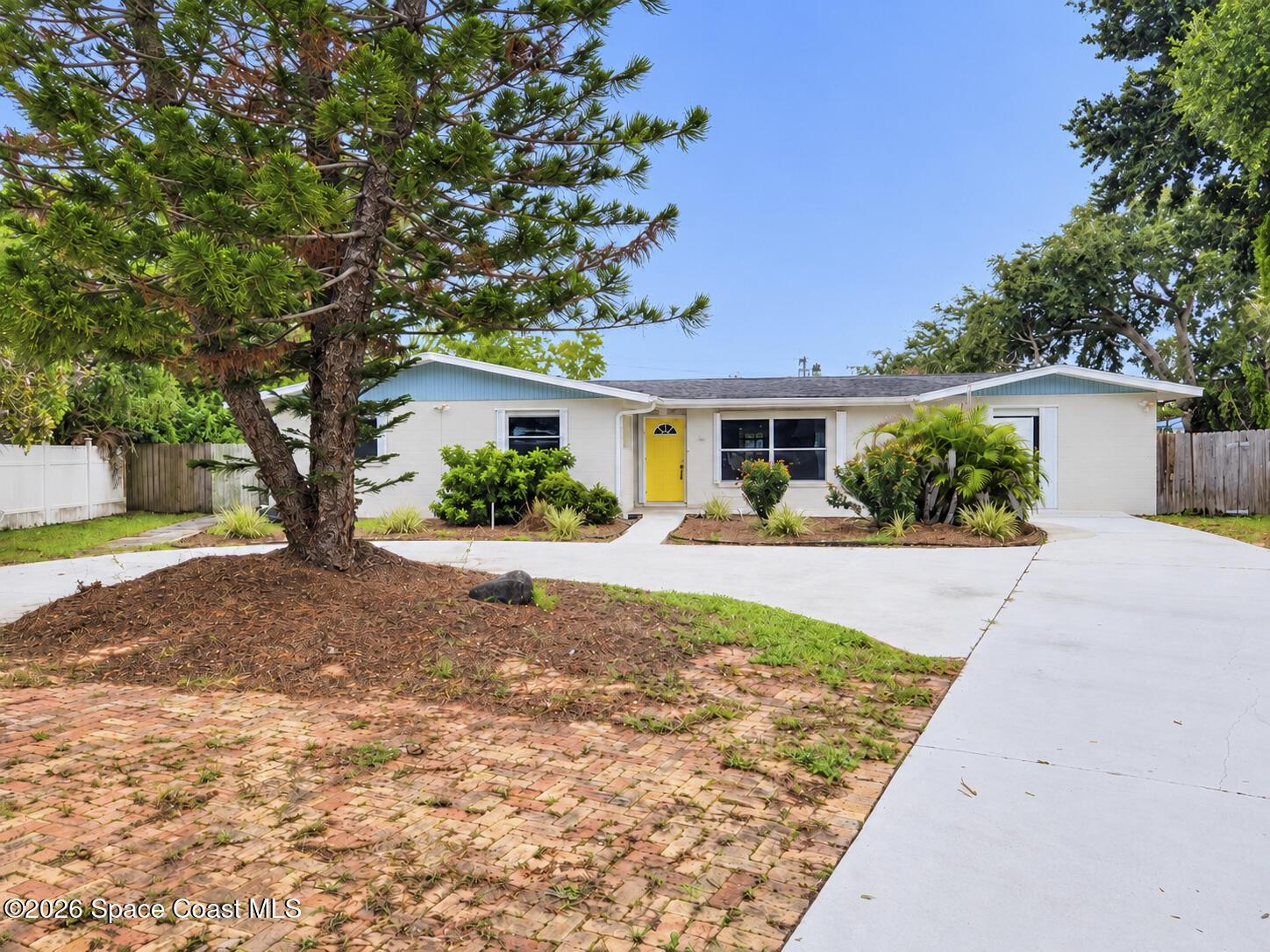 Hardee Cir N, Rockledge, FL 32955