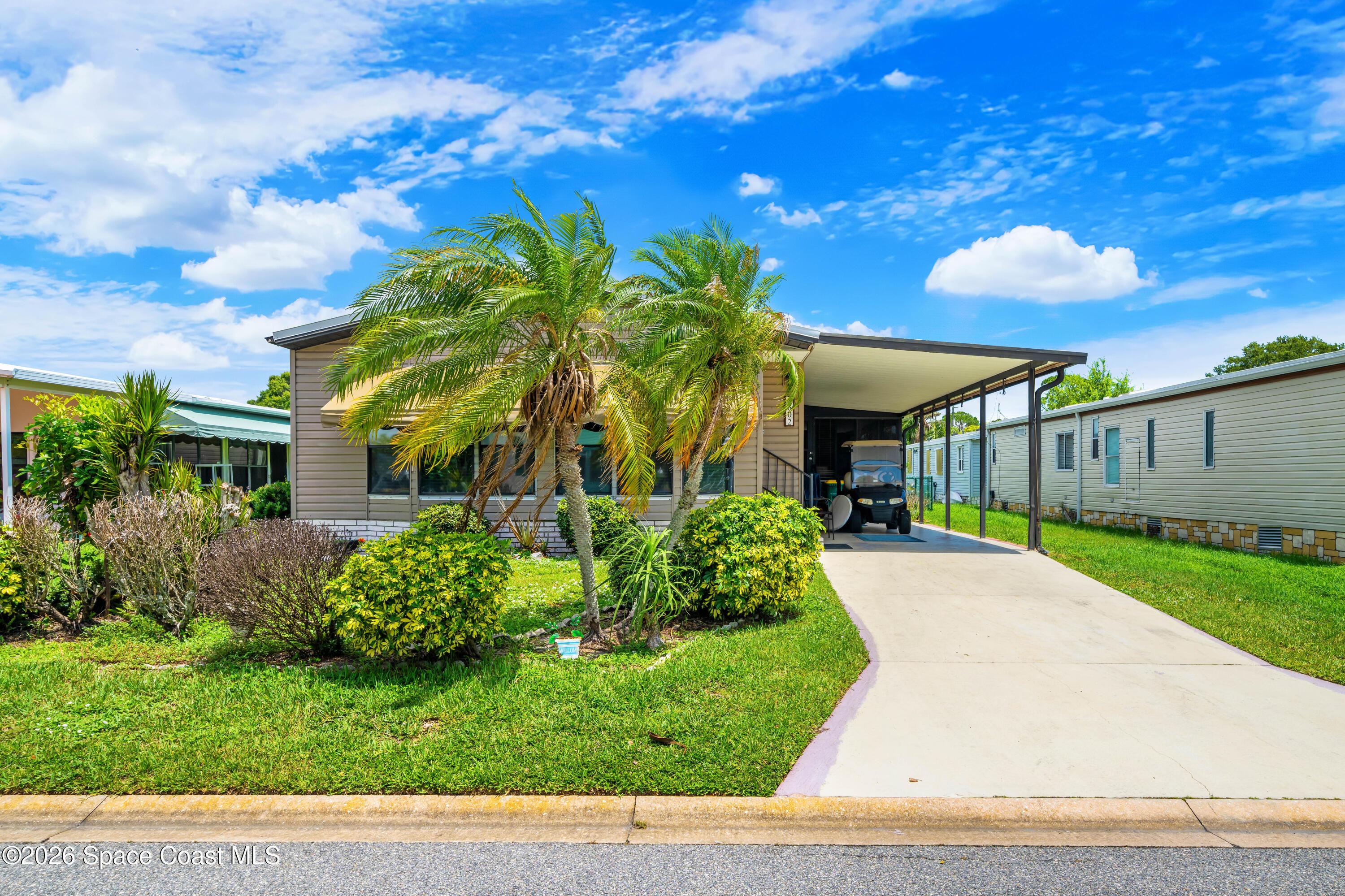 Dolphin Cir, Sebastian, FL 32976