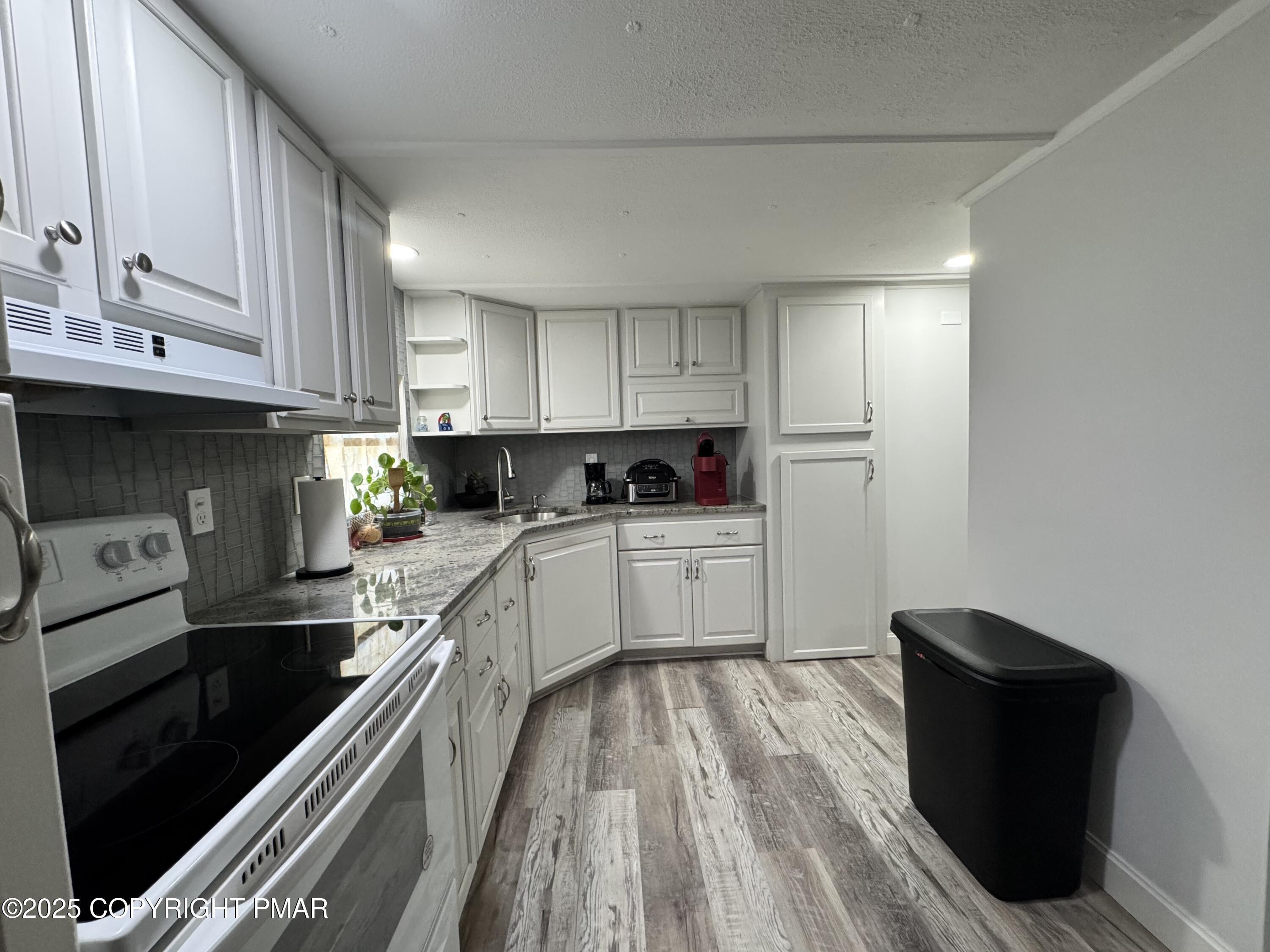 Green Mountain Dr, East Stroudsburg, PA 18302