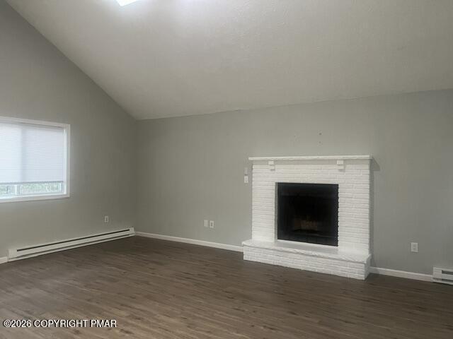Bumble Bee Way, Tobyhanna, PA 18466
