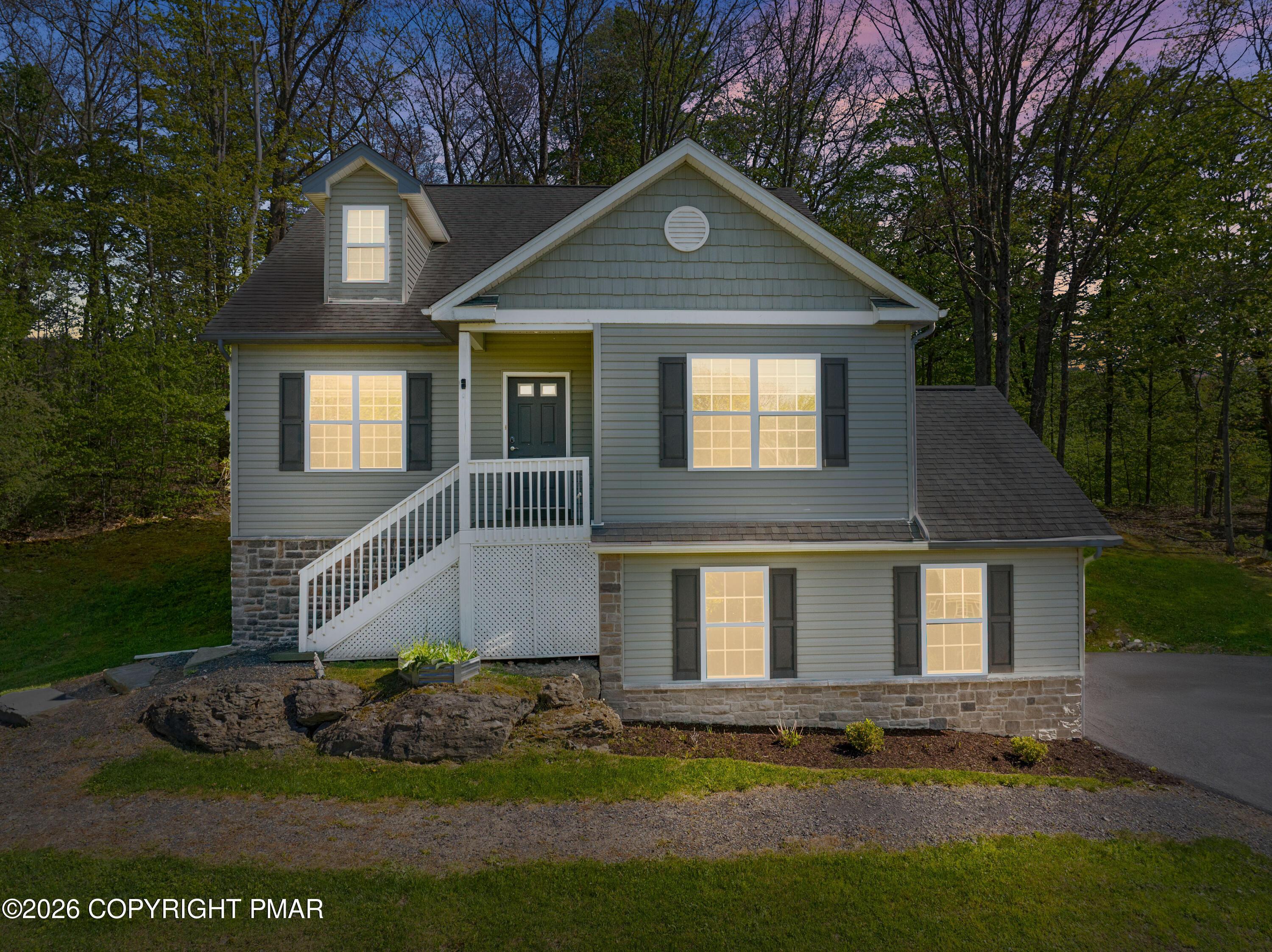 Reagan Dr, East Stroudsburg, PA 18301