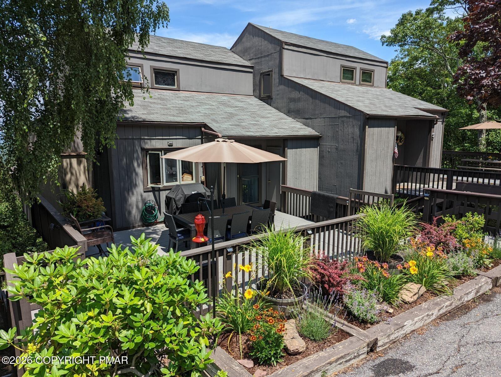 Overlook Way, Tannersville, PA 18372
