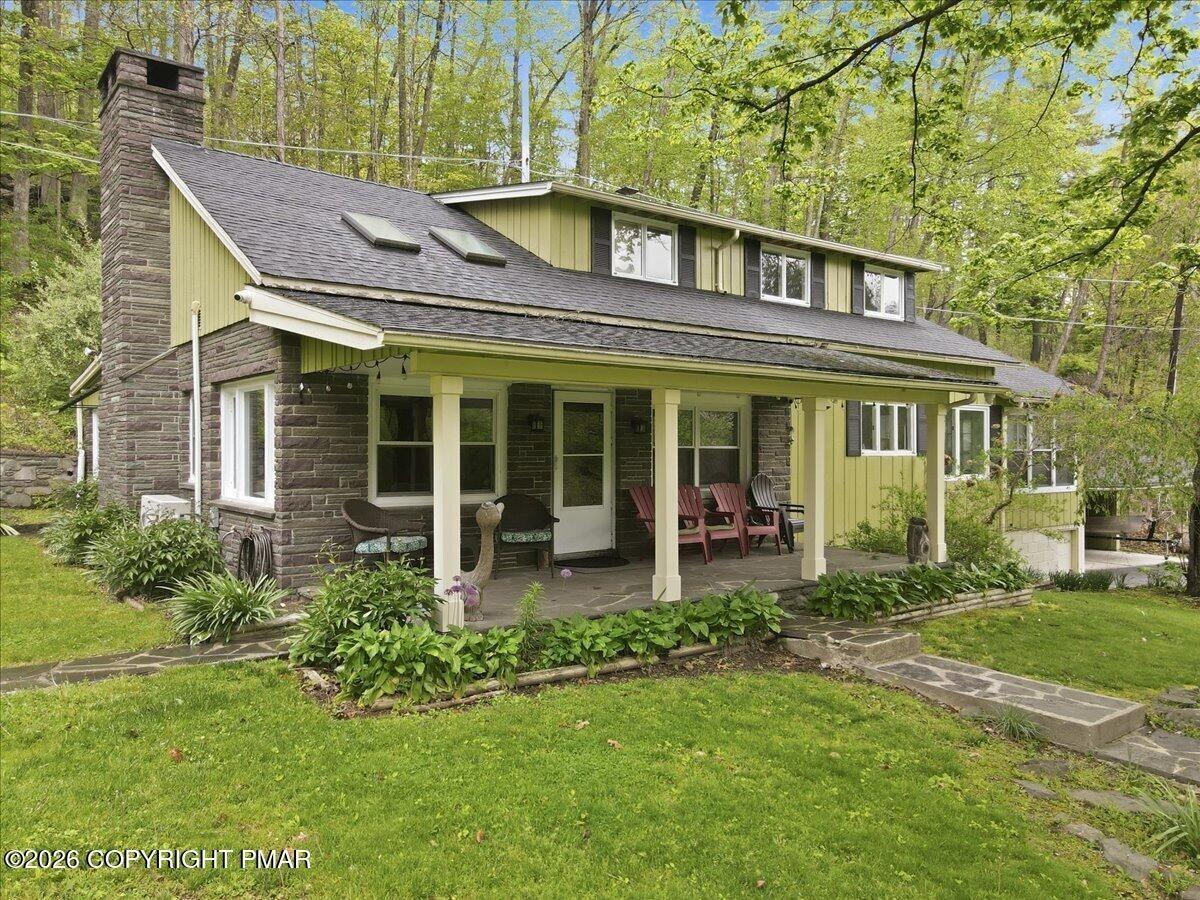 Joseph Ln, East Stroudsburg, PA 18301