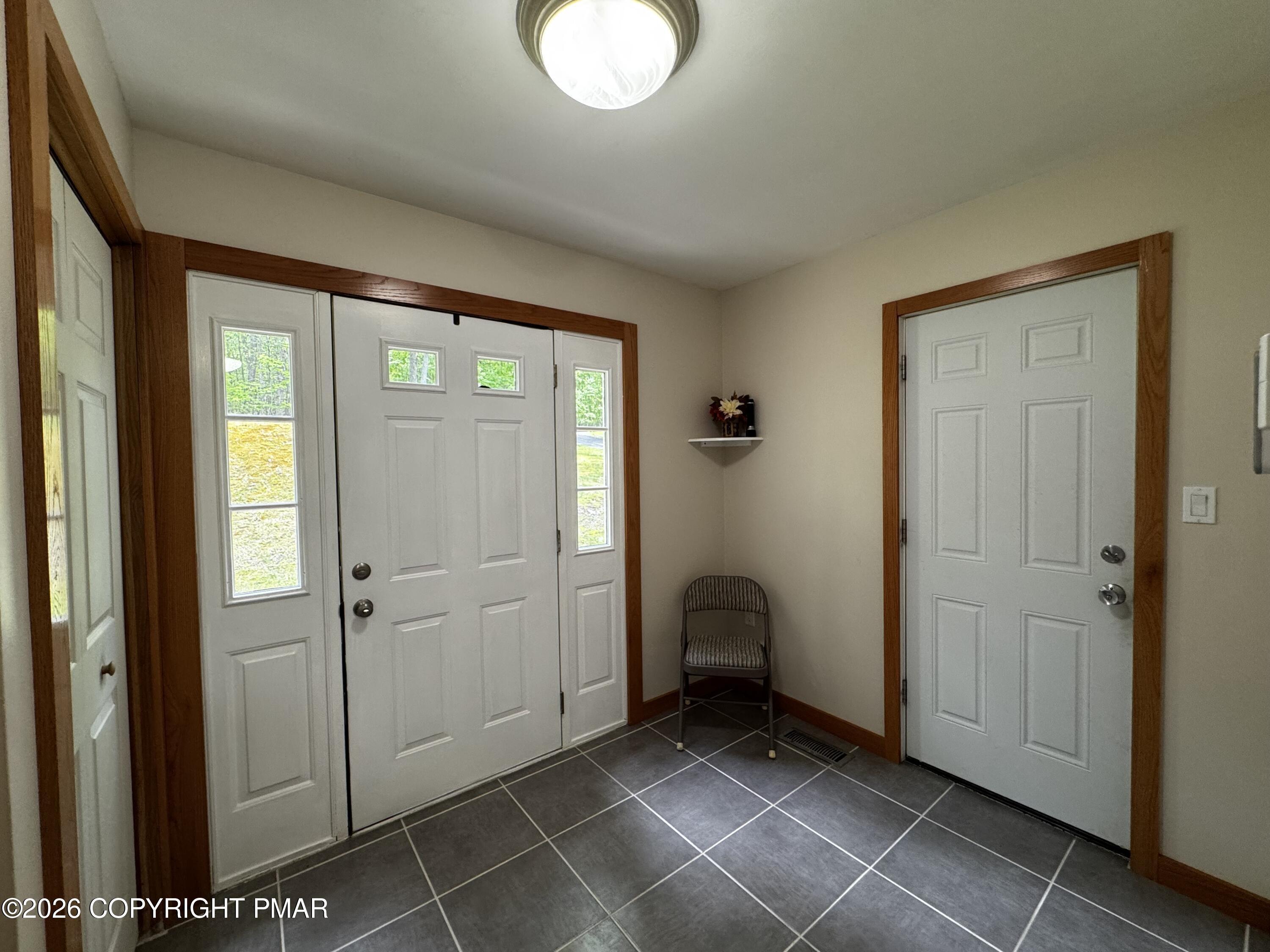 Rose Marie Ln, East Stroudsburg, PA 18302