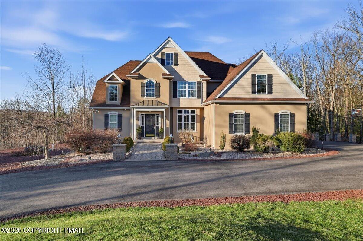 Joanne Ct, Bartonsville, PA 18321