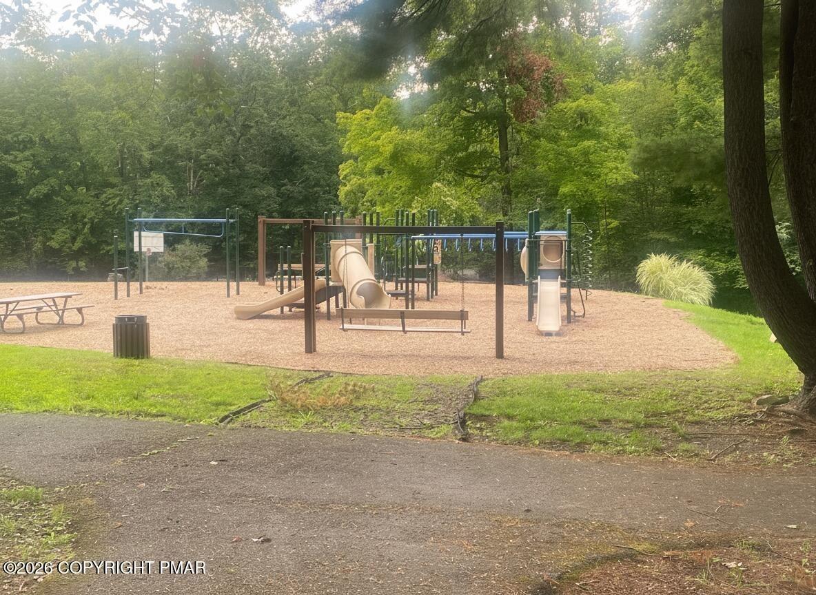 Inverness Dr, East Stroudsburg, PA 18302