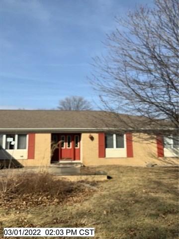 Henson Dr, Broadlands, IL 61816