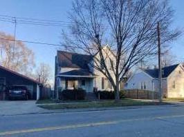 N Henry St, Bay City, MI 48706