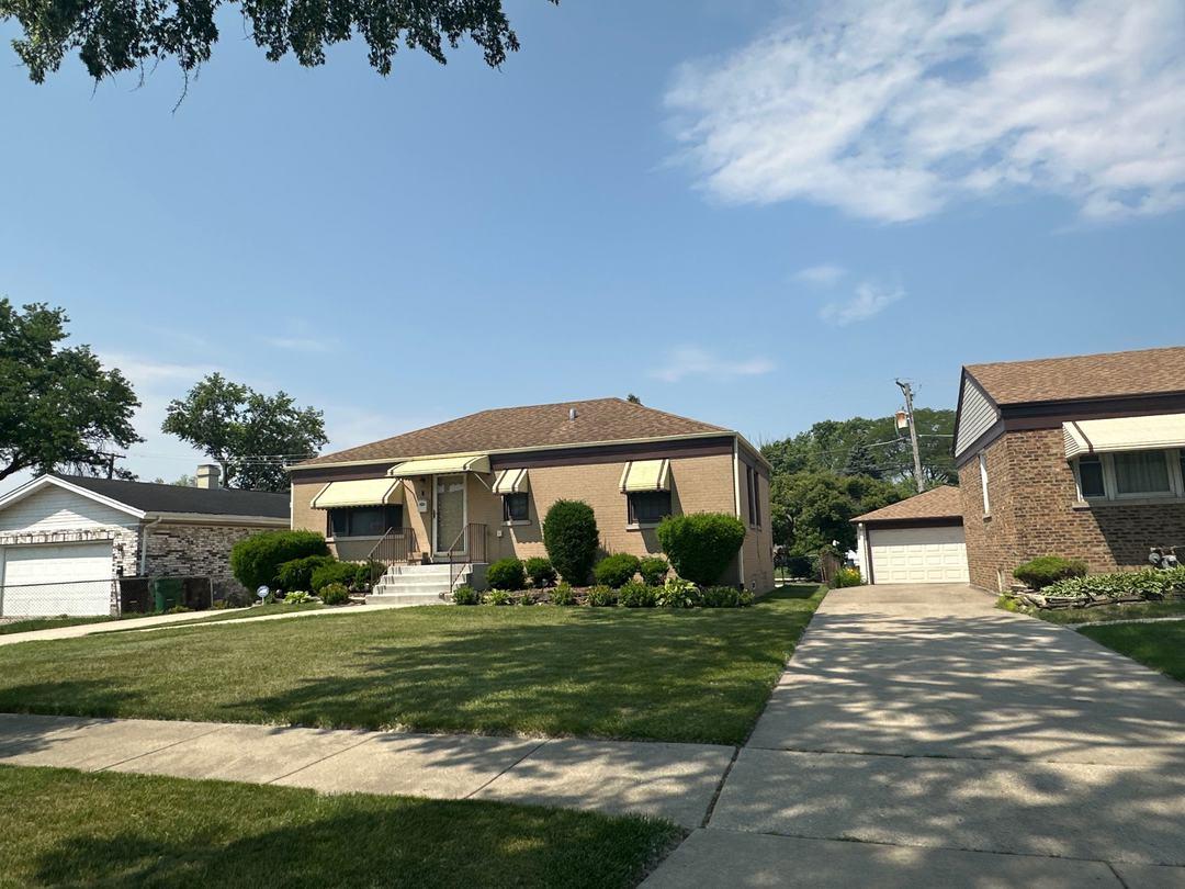 Gardner Rd, Westchester, IL 60154