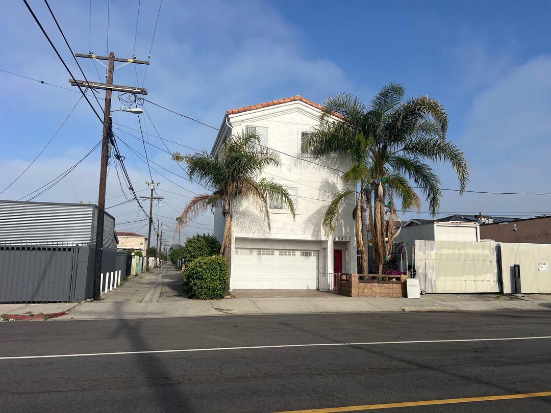 Belle Porte Ave, Harbor City, CA 90710