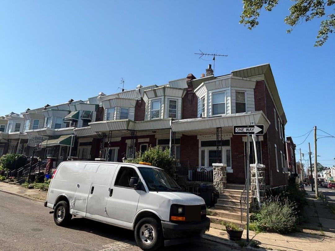 Irving St, Philadelphia, PA 19139