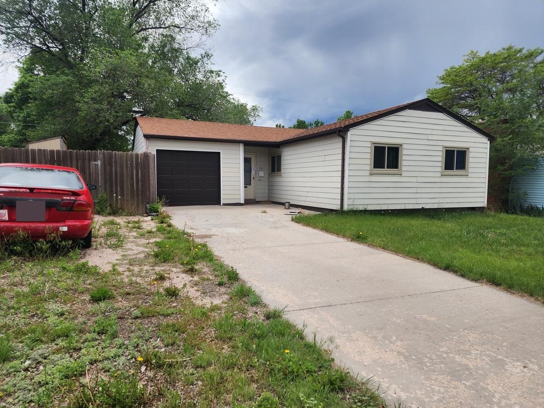Redwood Dr, Colorado Springs, CO 80907