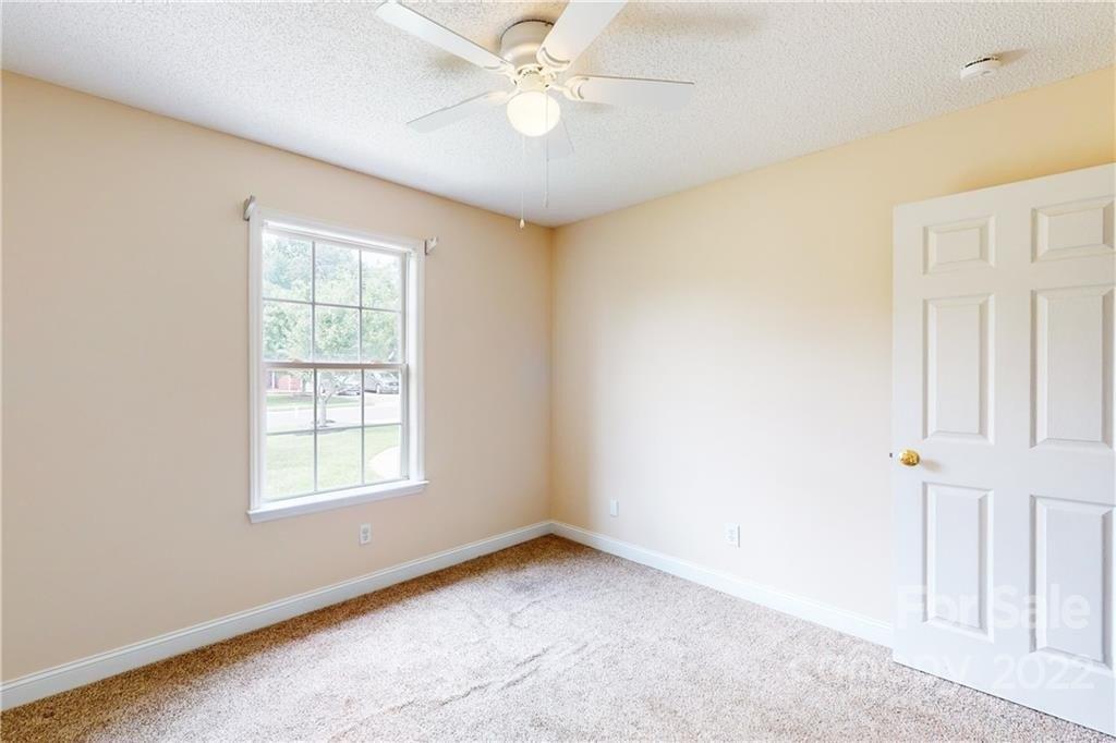 Hill Pine Rd, Midland, NC 28107