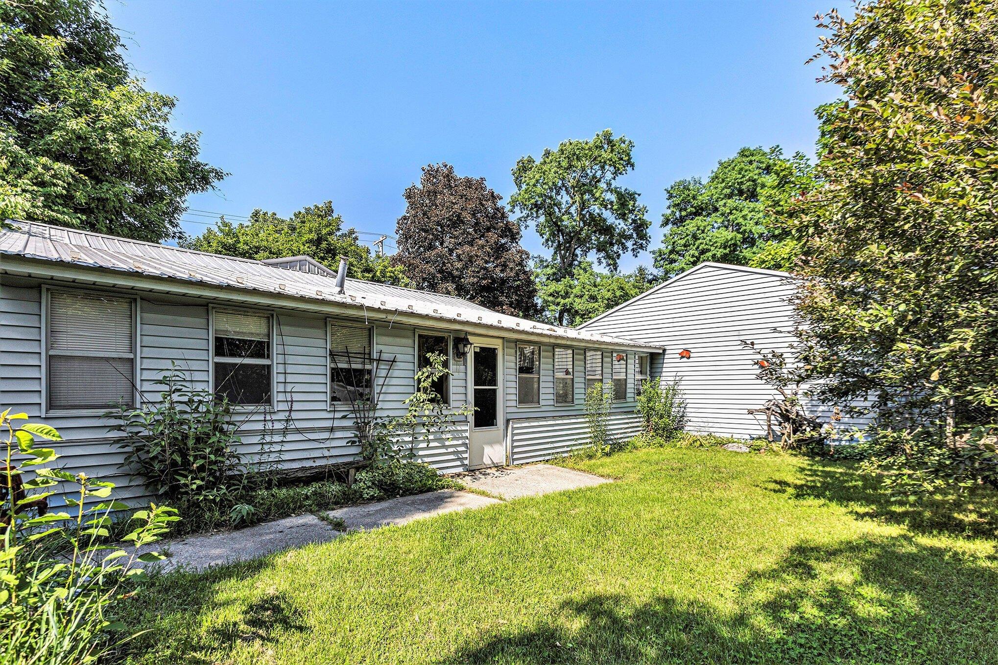 Knapp St Ne, Grand Rapids, MI 49525