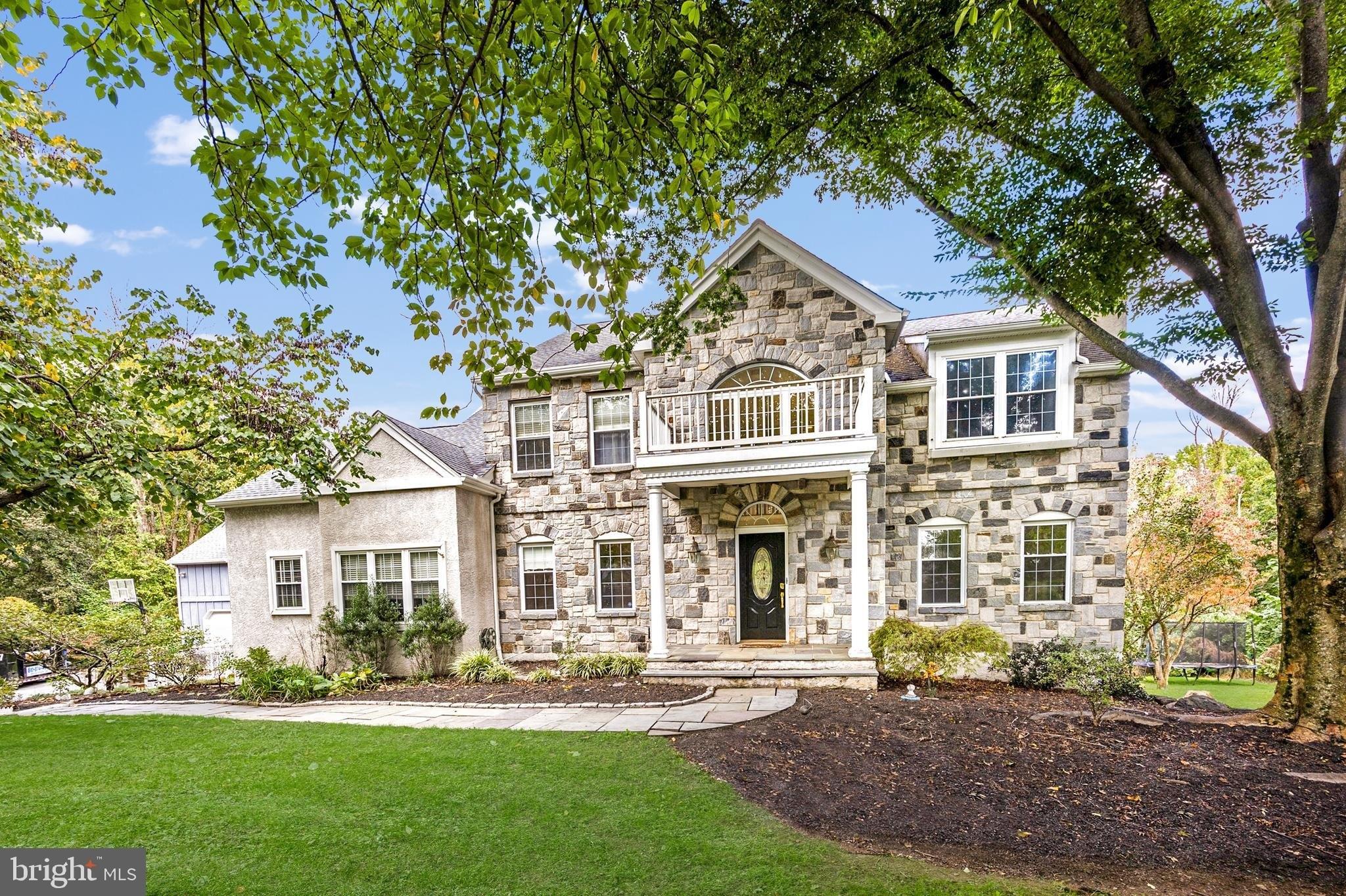 Antler Dr, Glen Mills, PA 19342