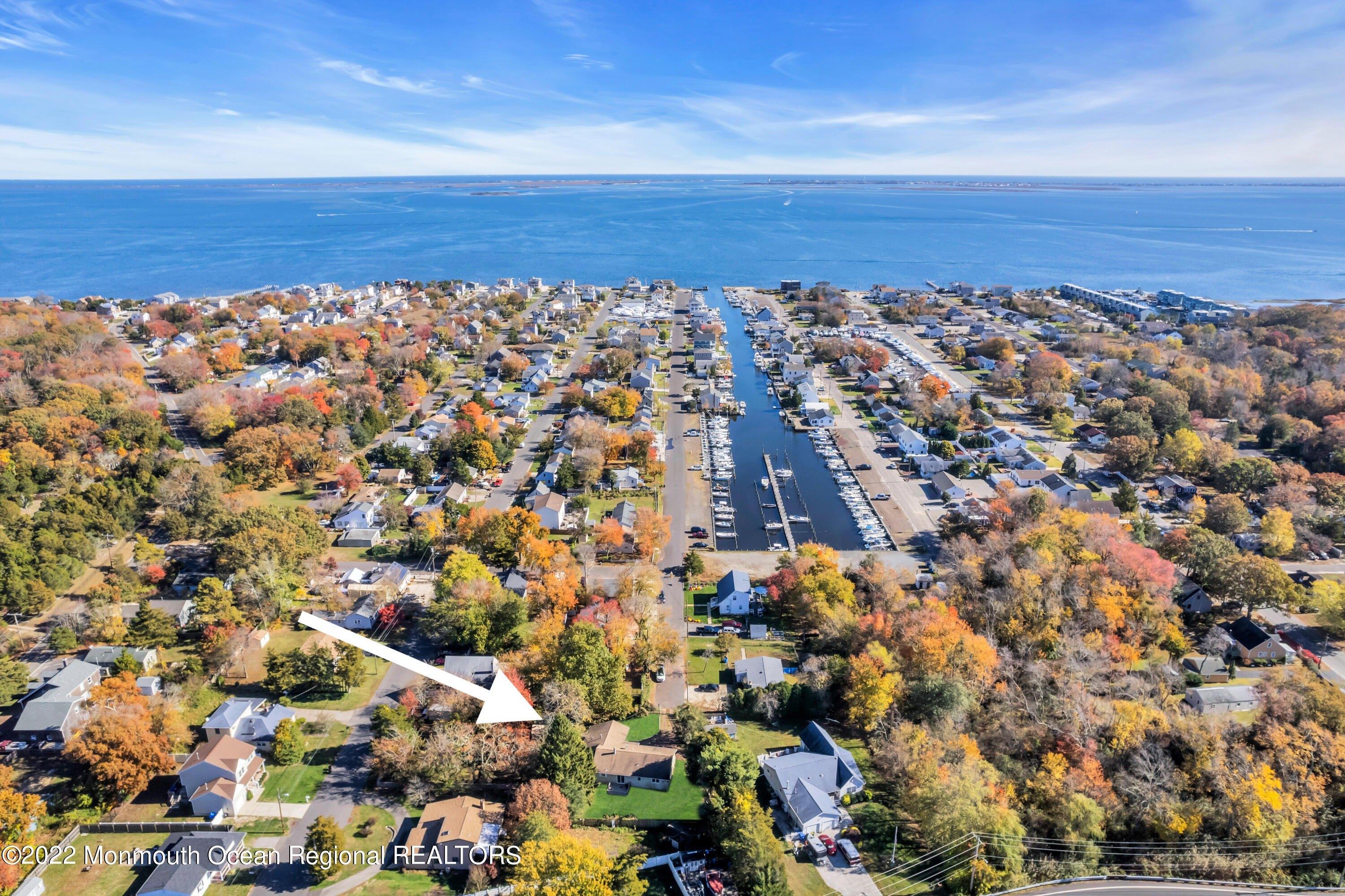 Oregon Ave, Waretown, NJ 08758