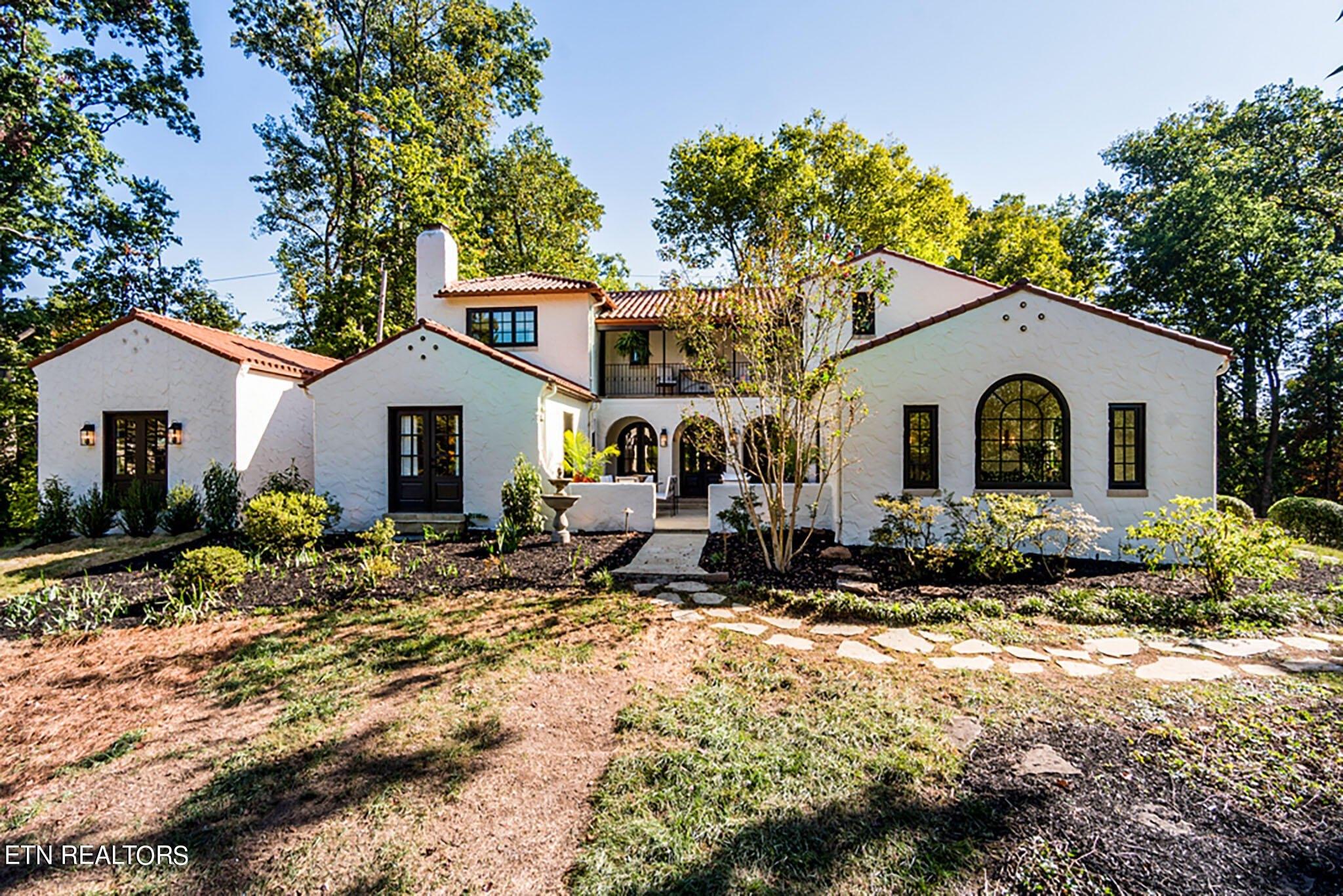 Keowee Ave, Knoxville, TN 37919
