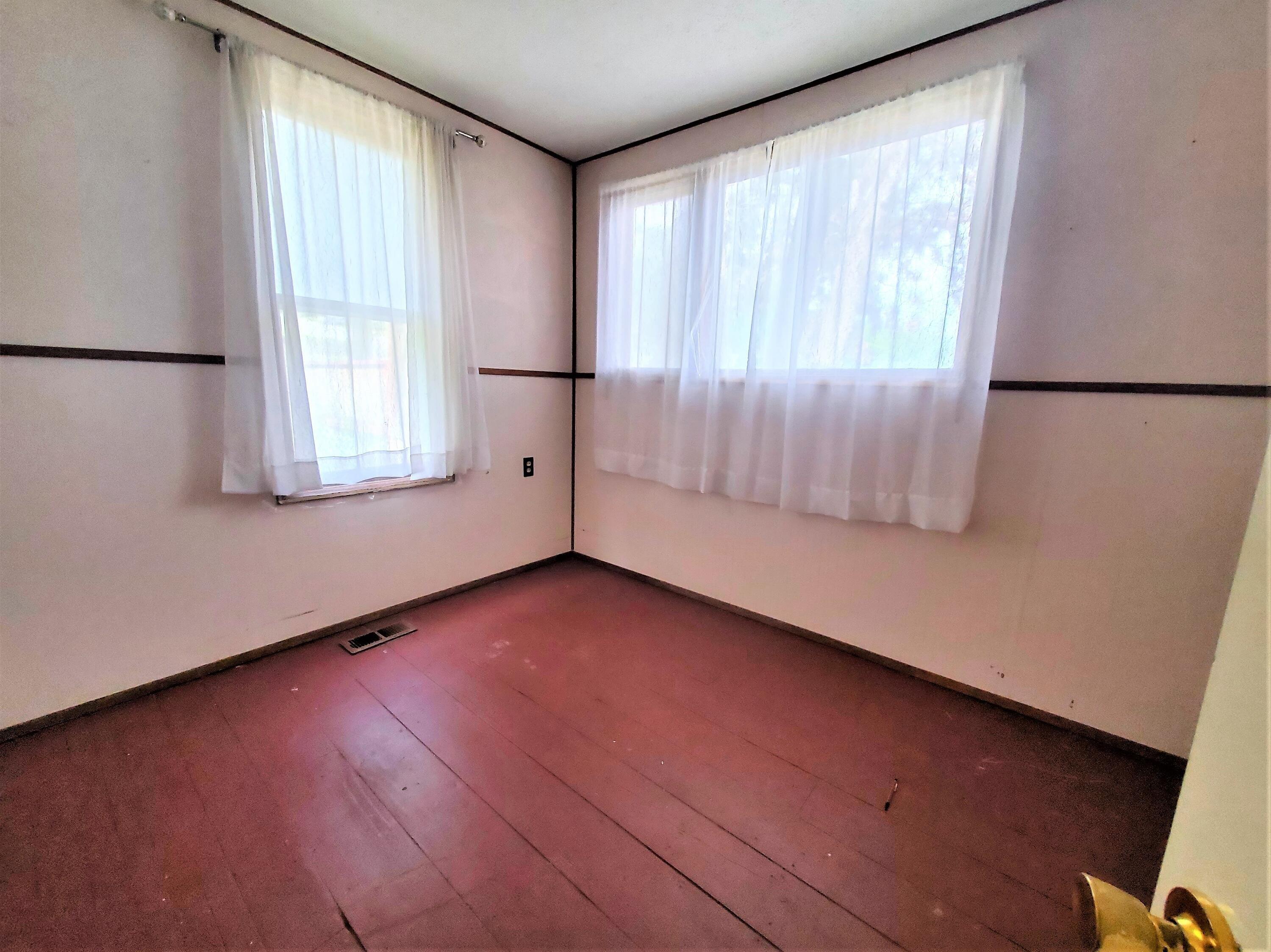 N Hofstetter St, Colville, WA 99114