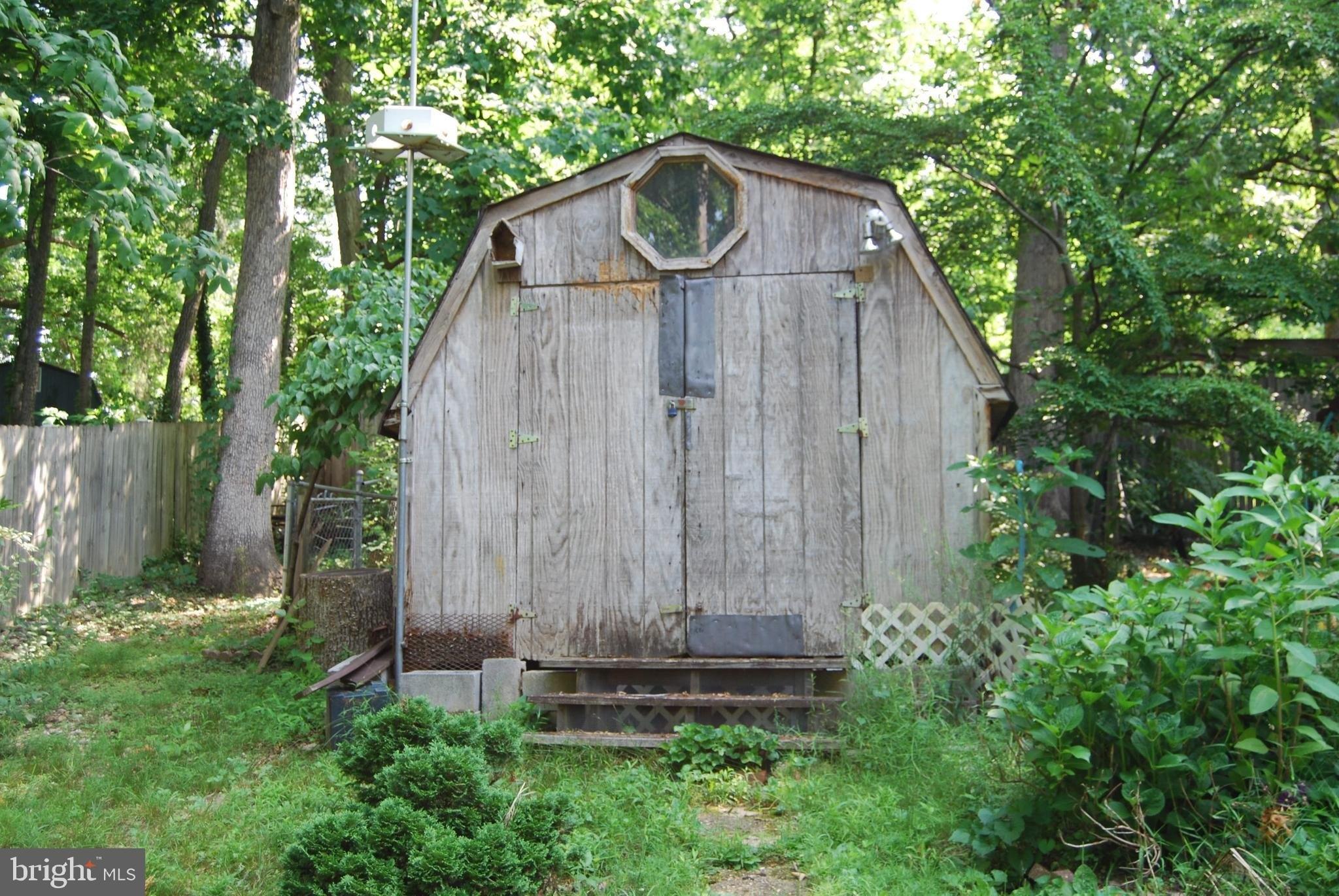 Barry Rd, Alexandria, VA 22315