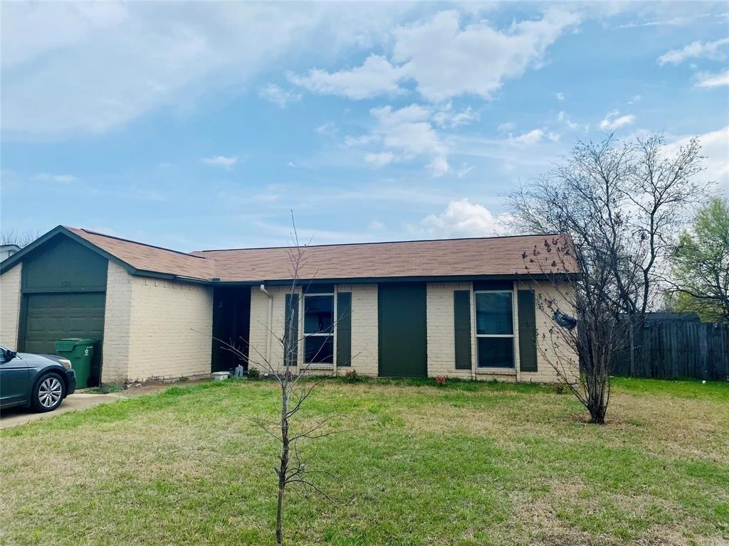 Idlewood Dr, Arlington, TX 76014