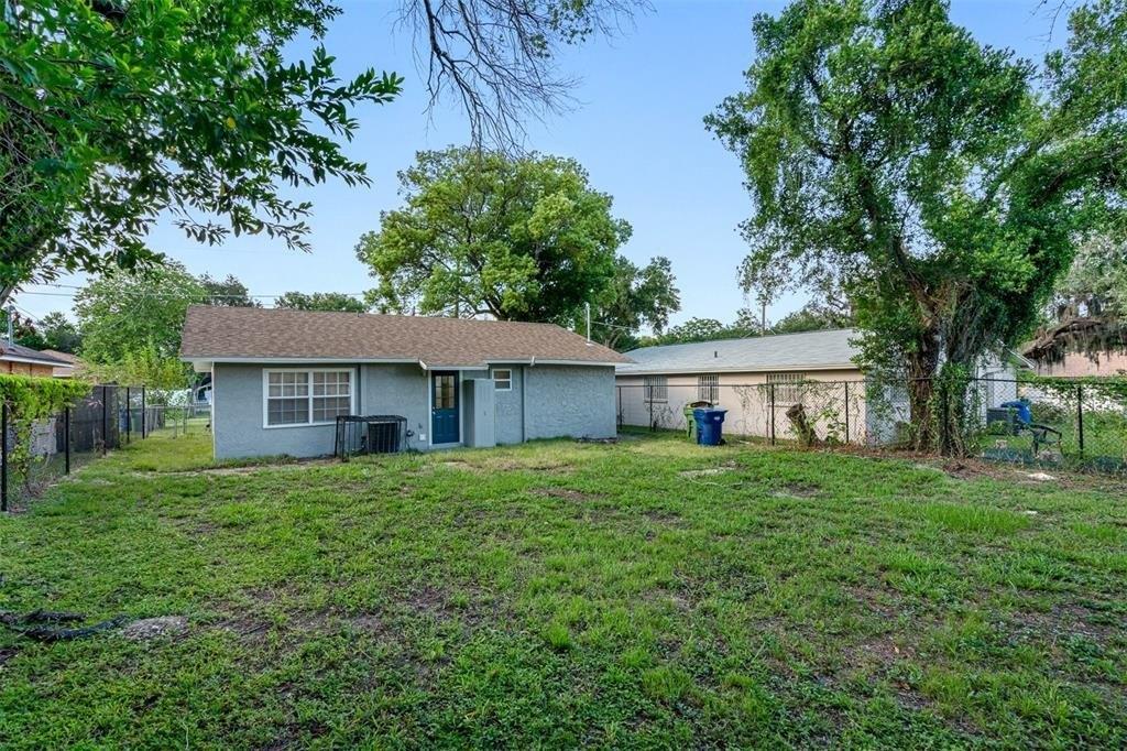 E Comanche Ave, Tampa, FL 33610