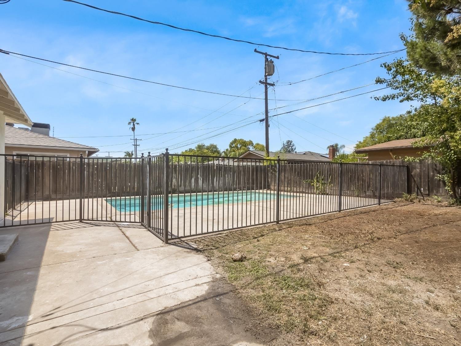 E Gettysburg Ave, Fresno, CA 93726