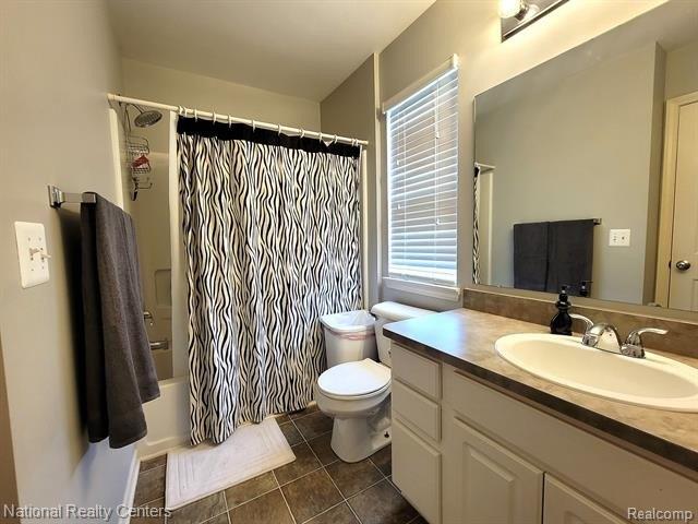 Savannah Ln, Ypsilanti, MI 48198