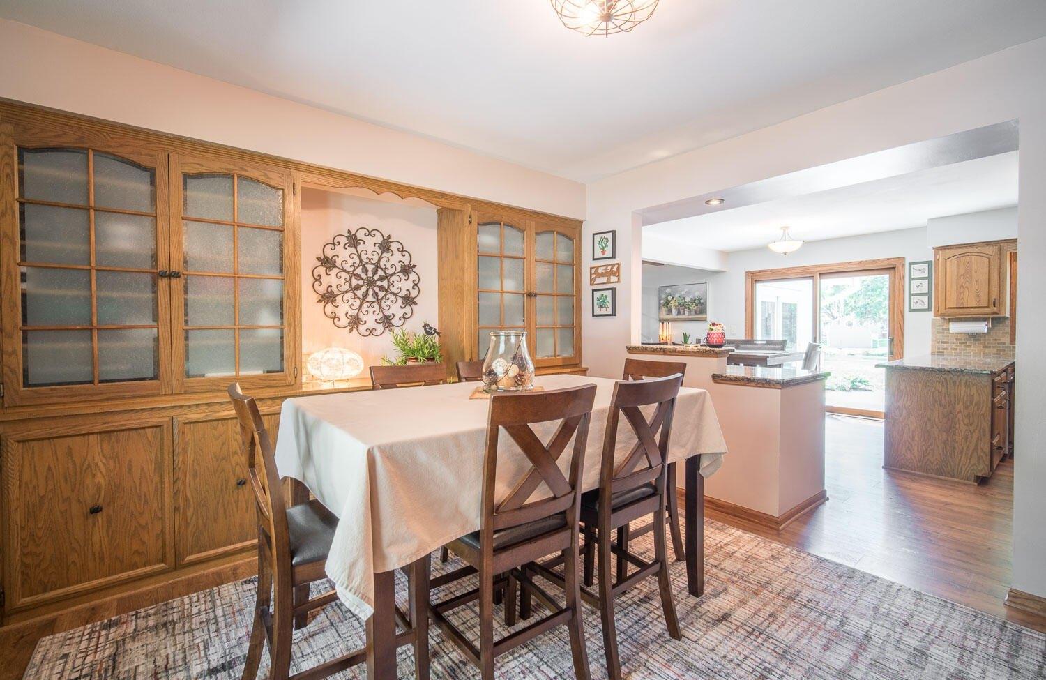 Glenwood Dr, Greendale, WI 53129