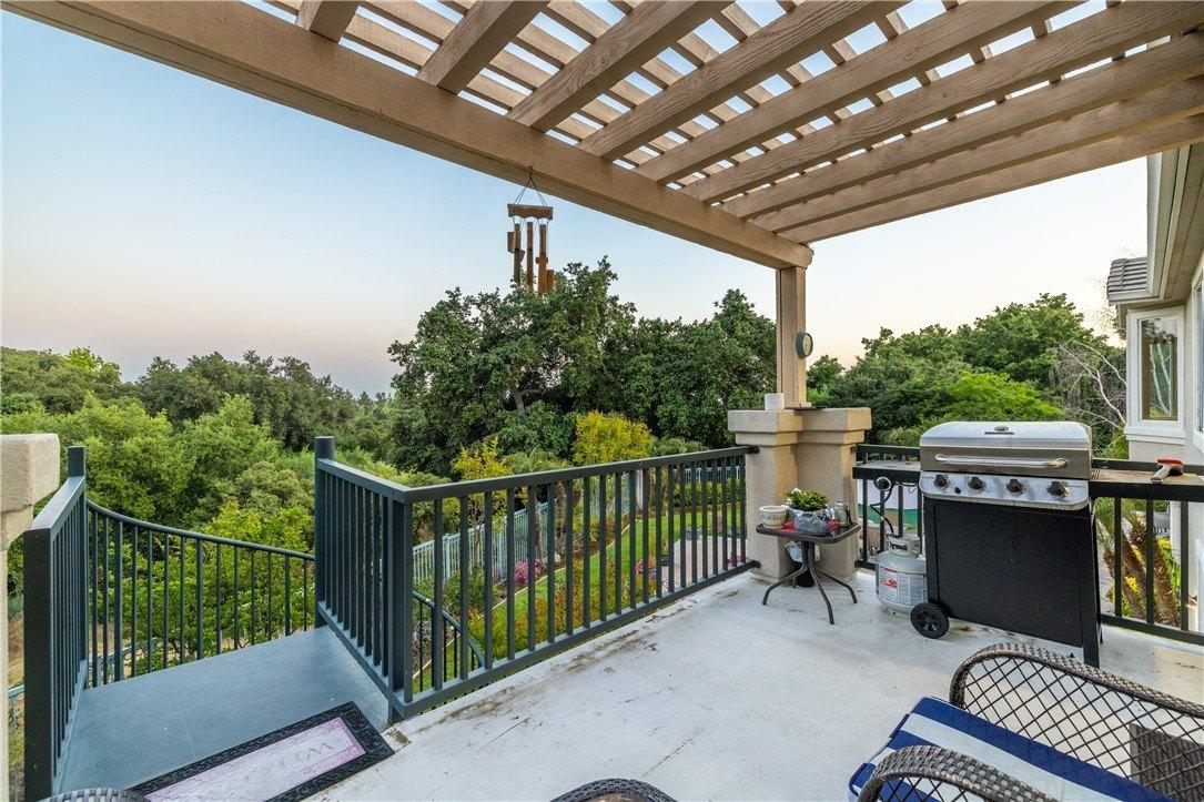 Lunes, La Verne, CA 91750