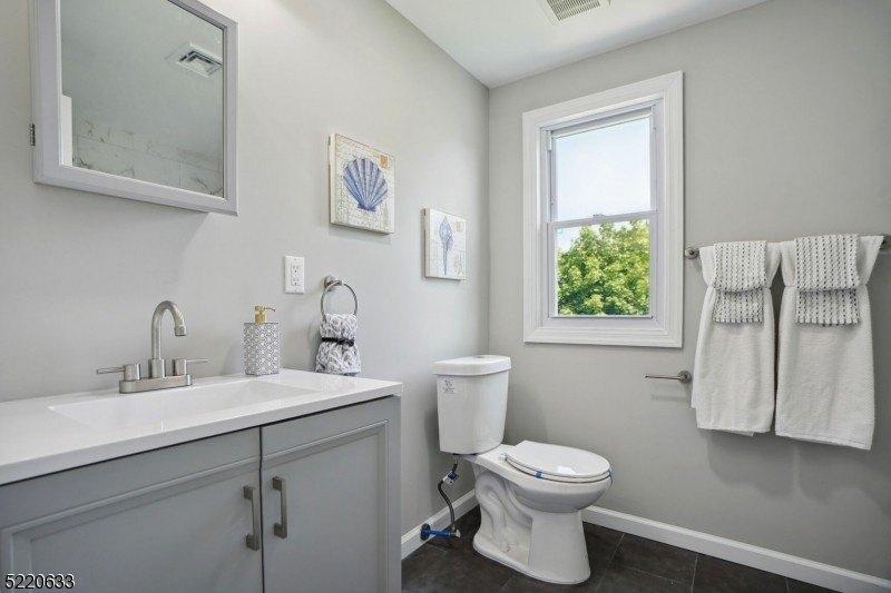 Pleasant Ave, Belleville, NJ 07109