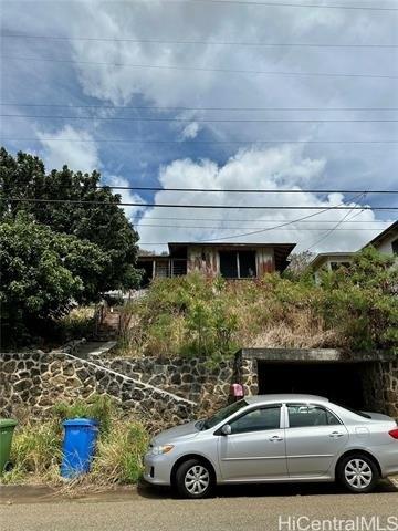 Makanani Dr, Honolulu, HI 96817
