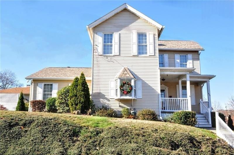9th St, Monongahela, PA 15063