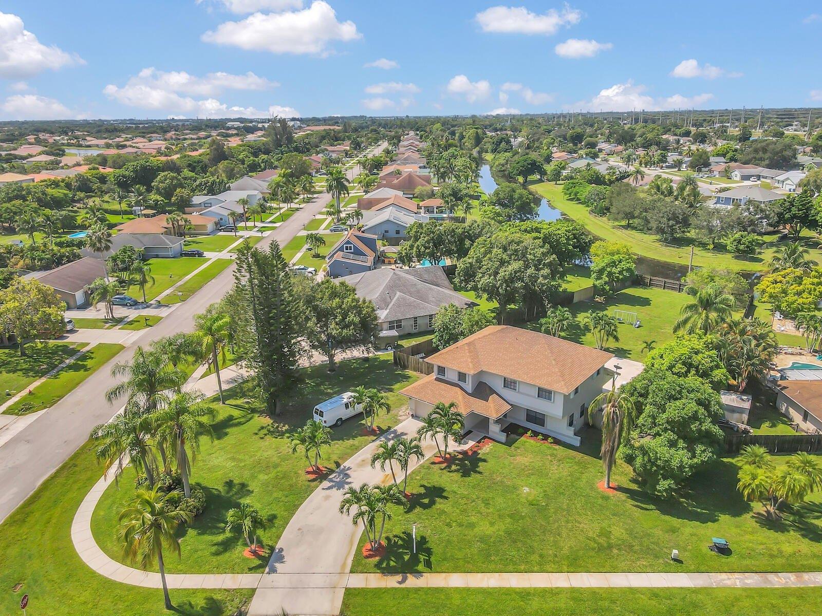 Las Palmas St, Royal Palm Beach, FL 33411