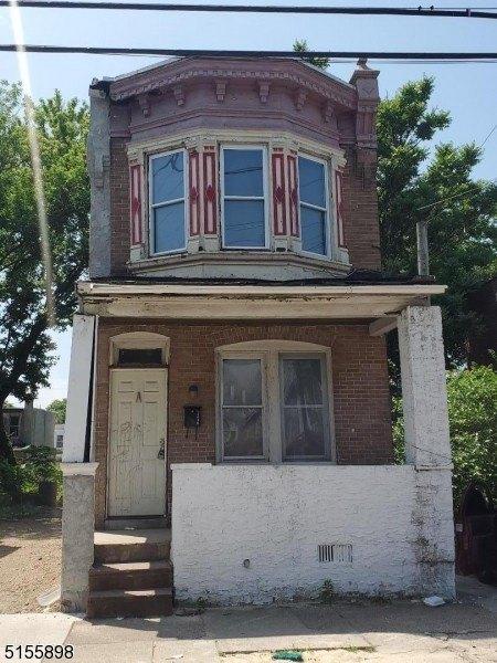 Sheridan St, Camden, NJ 08104