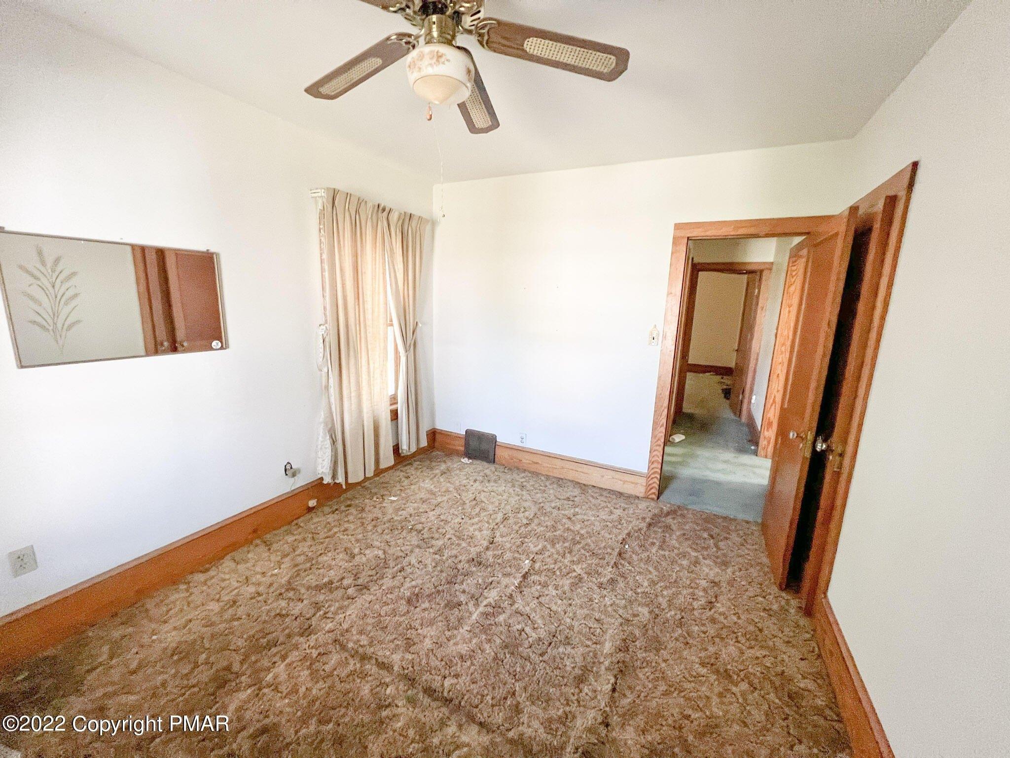 Fairview Ave, Stroudsburg, PA 18360