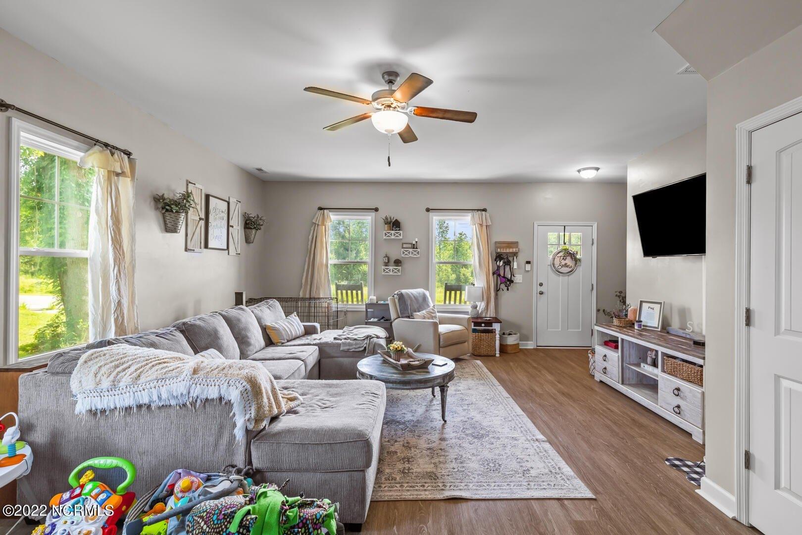 Cabinwood Ct, Richlands, NC 28574