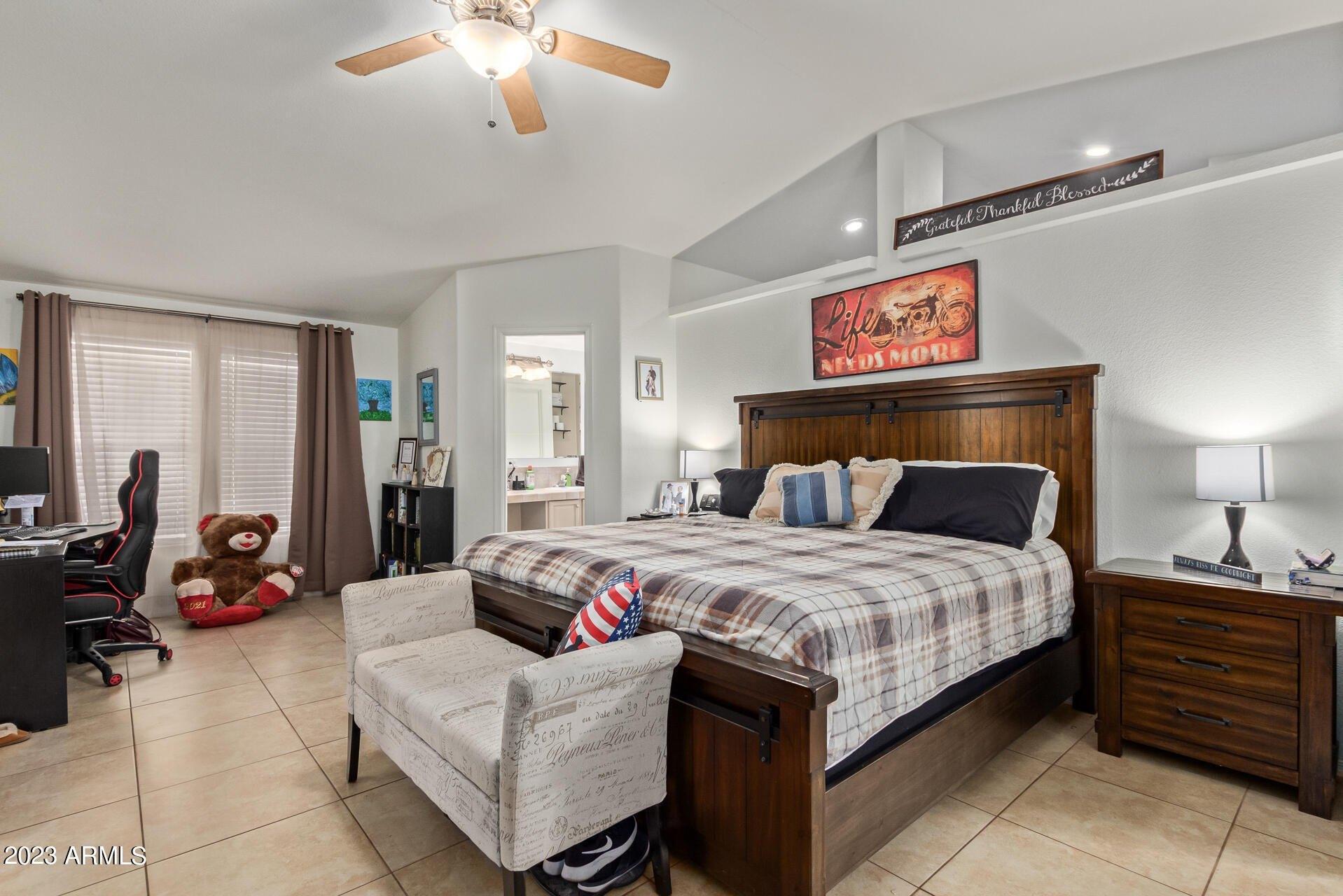 W Bunker Peak Rd, Wittmann, AZ 85361