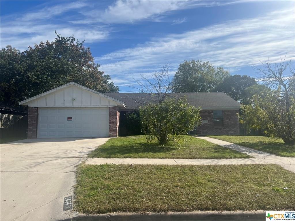 Hidden Hill Dr, Killeen, TX 76543