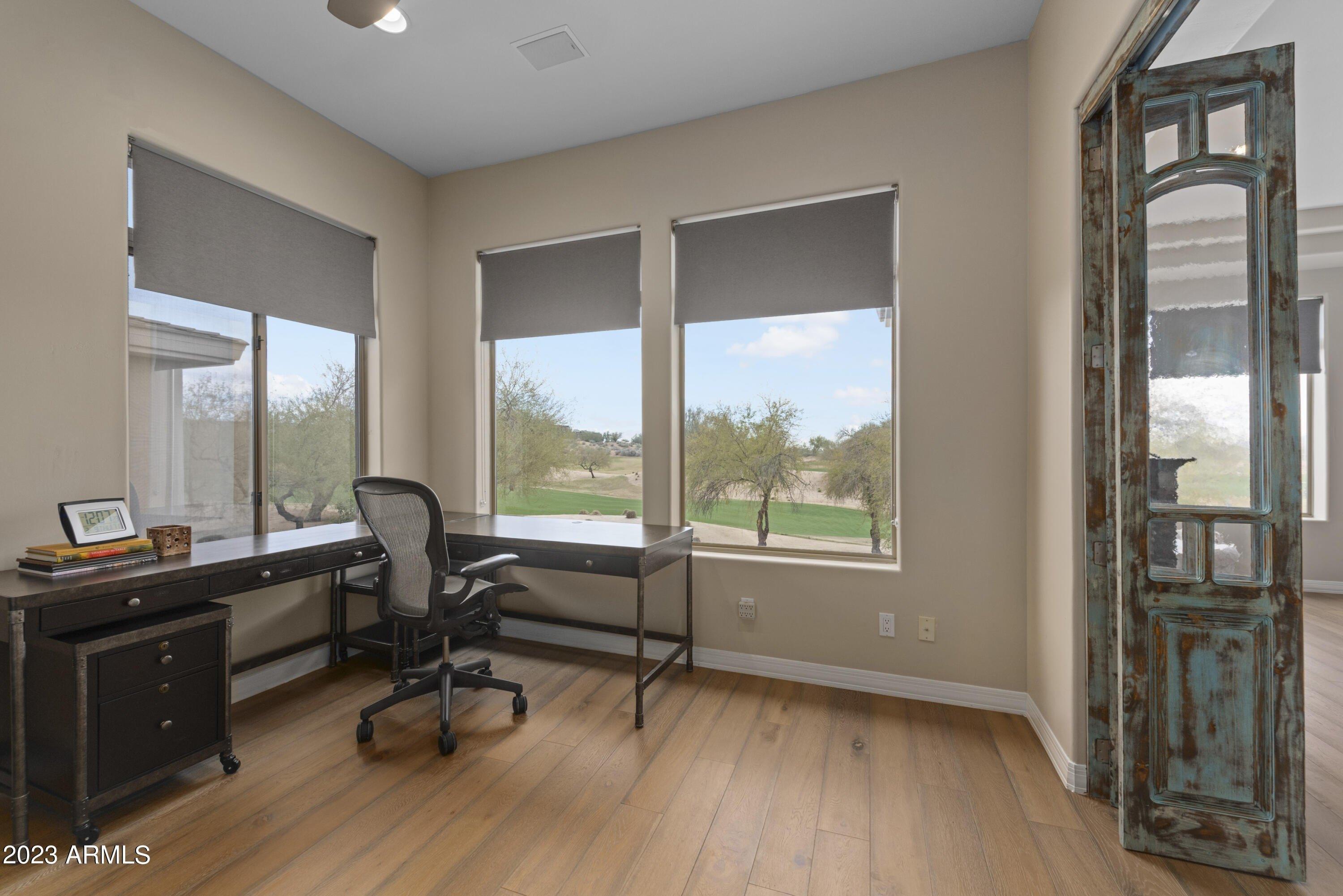 E Montreal Pl, Scottsdale, AZ 85254
